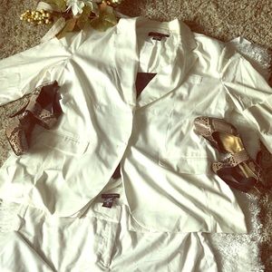 New York & Company white Suit